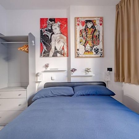 Modern Apartment At San Giovanni Rom Exteriör bild