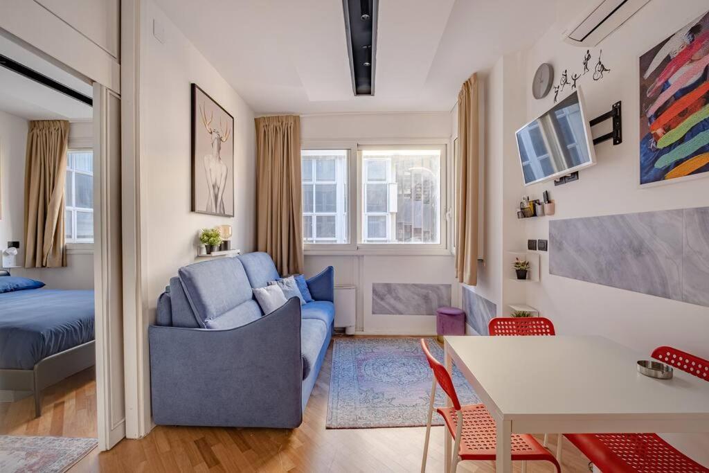 Modern Apartment At San Giovanni Rom Exteriör bild
