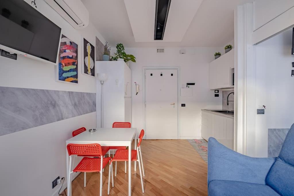 Modern Apartment At San Giovanni Rom Exteriör bild