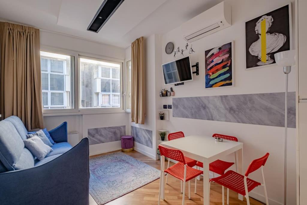 Modern Apartment At San Giovanni Rom Exteriör bild