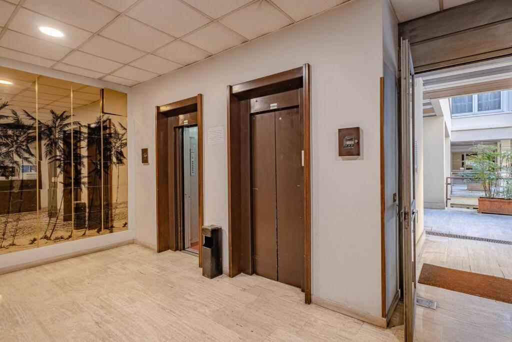 Modern Apartment At San Giovanni Rom Exteriör bild