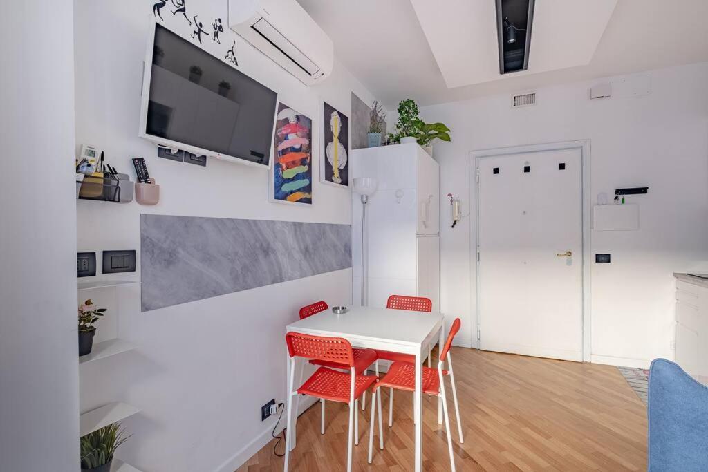 Modern Apartment At San Giovanni Rom Exteriör bild